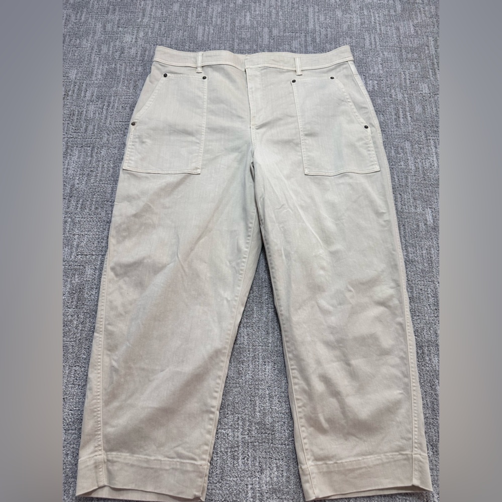 Barrel Khaki Women’s Cream Pants | Size 20 | Cotton/ Spandex - Picture 4 of 14
